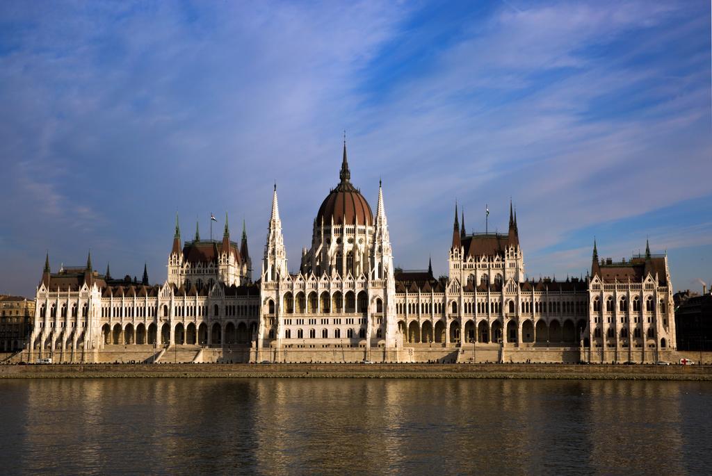 Chain Bridge Studio Apartment Budapešť Exteriér fotografie